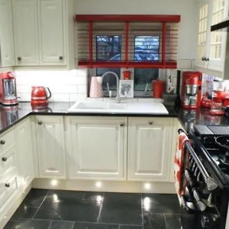 Well Presented 2 Bedroom House Village Holiday Let Strensall 外观 照片