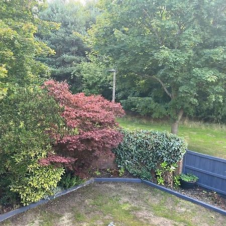 Well Presented 2 Bedroom House Village Holiday Let Strensall 外观 照片