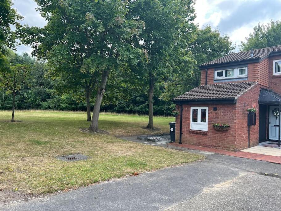 Well Presented 2 Bedroom House Village Holiday Let Strensall 外观 照片