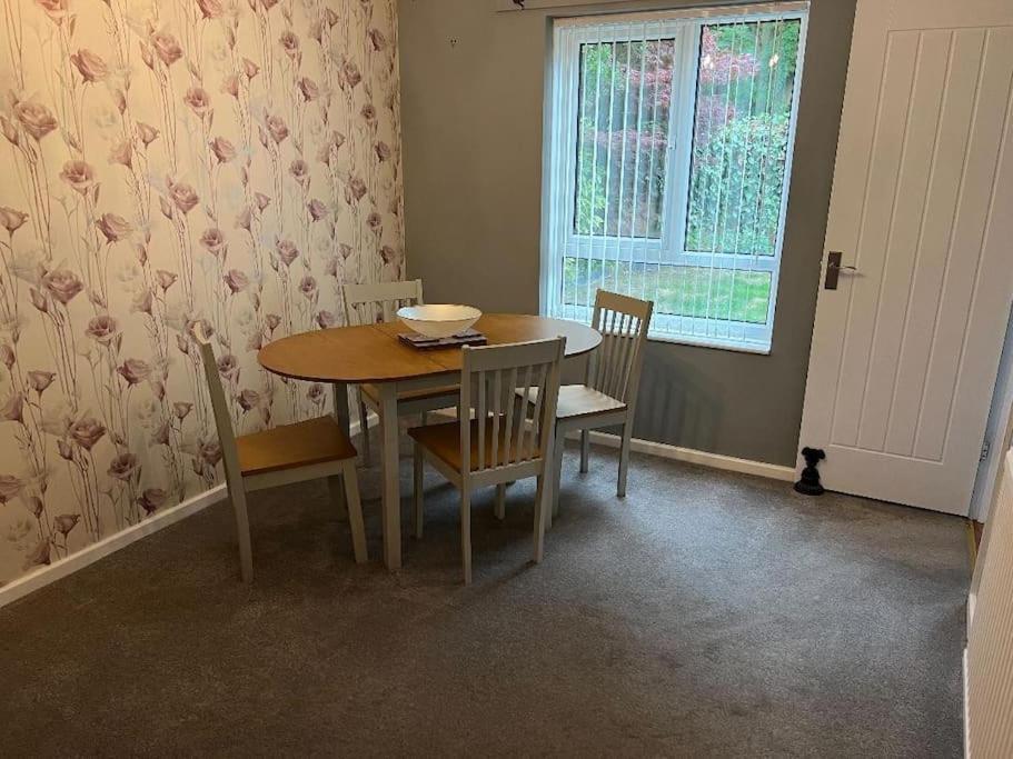 Well Presented 2 Bedroom House Village Holiday Let Strensall 外观 照片